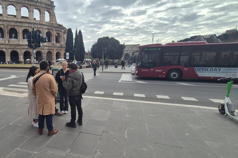 Small Group Guided Tour Colosseum Roman Forum, Palatine Hill Standard Tickets