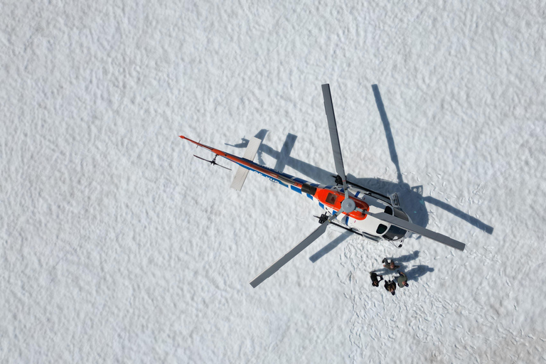 Reykjavik: schilderachtige helikoptervlucht en berglanding