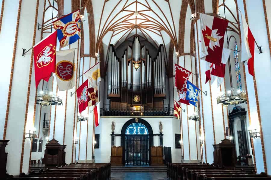 Warschau: Orgelkonzerte in der Kathedrale und Tour durch die Krypten. Foto: GetYourGuide