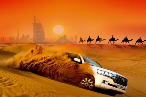 Dubai: Wüstensafari Kamelreiten, Sandboarding & BBQ Dinner