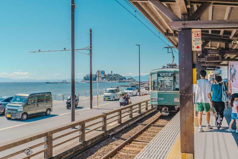 Kamakura: 4-Hour Highlights Tour with Great Buddha & Temples