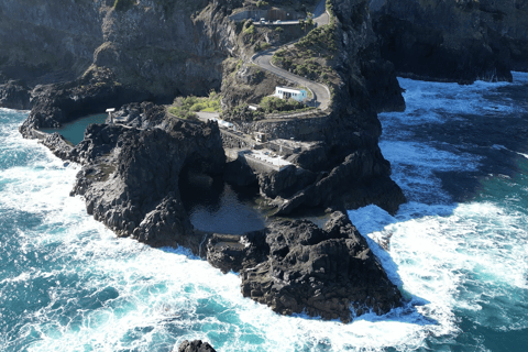 Cascadas, Piscinas Volcánicas y Bosque Mágico de Fanal, ExcursiónCascadas, Pozas Volcánicas y Bosque Mágico de Fanal, Tour
