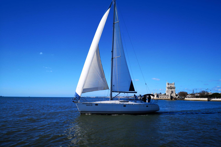 Lisbon: Yacht Sailing Tour With Portuguese Wine and History 2h Private - Lisbon Yacht Sailing Tour With History