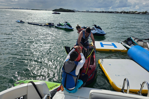 De North Bay Village: Festa em um barco particular com champanhe