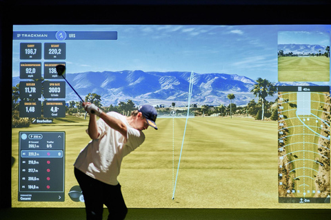Düsseldorf: Indoor Golf Experience with Trackman Simulator 1-hour indoor golf experience with Trackman simulator