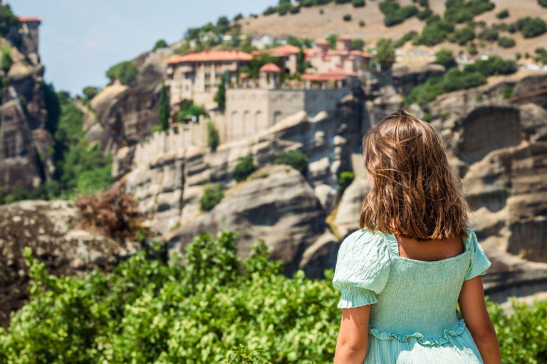 Meteora: Monasteries Tour, Lunch, and Athens Transfer Option Meteora Tour with Lunch and Roundtrip Athens Transportation