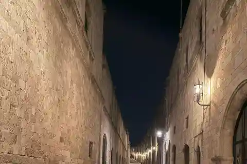 Rhodes: Rhodes by night Segway route