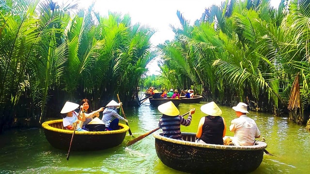 Hoi An: Coconut Forest Basket Boat Ride