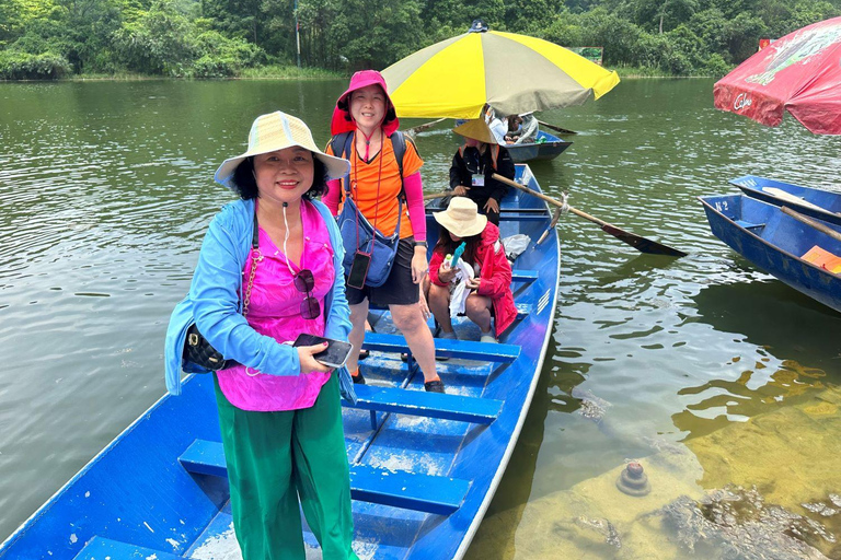 Da Hanoi: Tour di gruppo della Pagoda dei Profumi di una giornata intera con pranzoTour con funivia