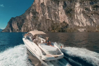 Riva del Garda: Private Lake Garda Speedboat Tour w/Prosecco