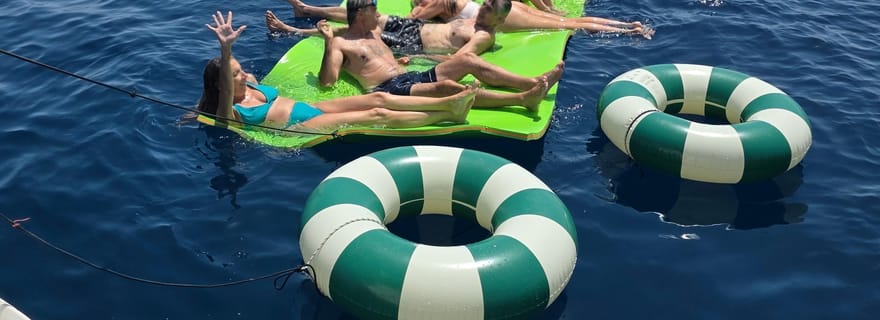 Catane : Excursion en voilier avec brunch et pause baignade (4 h)