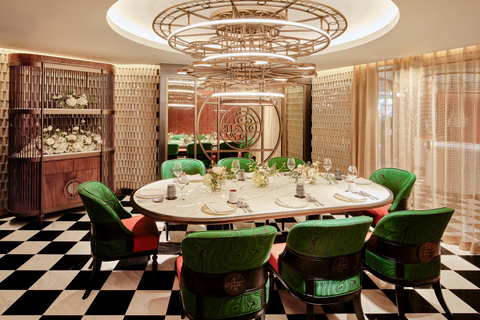 Bangkok: Jim Thompson, Un ristorante tailandese Pacchetti F&amp;BJim's Sharing Set per 2 persone, incluso 1 drink a persona