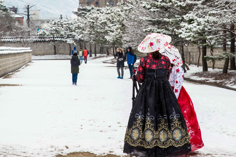 Jeonju Hanok Village and Daedunsan Serenity Nature Tour Departing from Dongdaemun H&C Park Station Exit 10