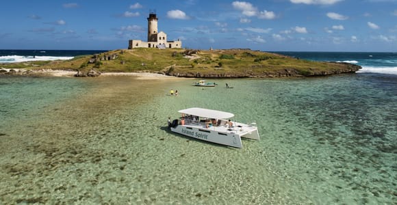 Catamaran Mauritius: South East 5 Islands Catamaran Cruise
