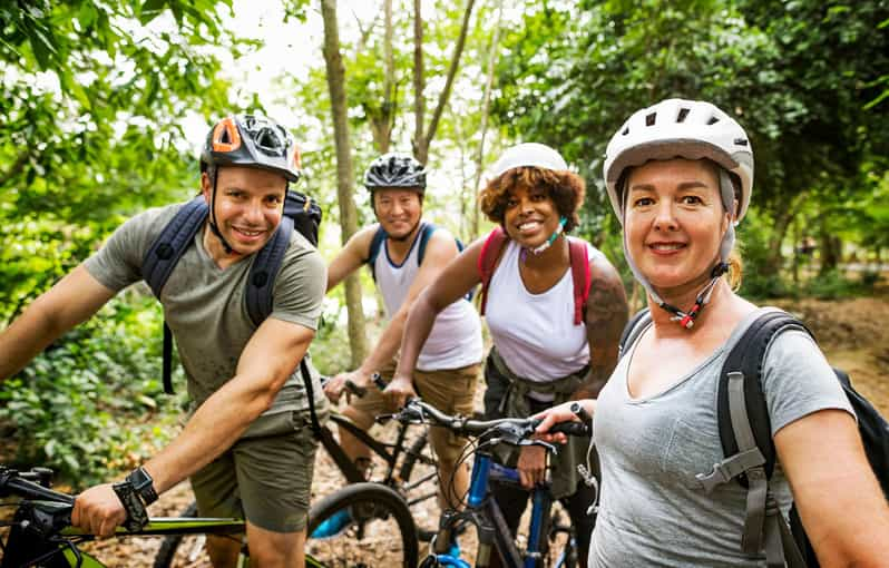 Beste Fahrradtouren Luberon Kostenlos Stornierbar Getyourguide