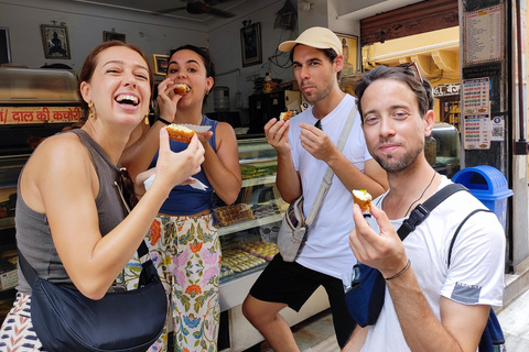 First-Time in Jaipur: Private City Tour with Local Guide