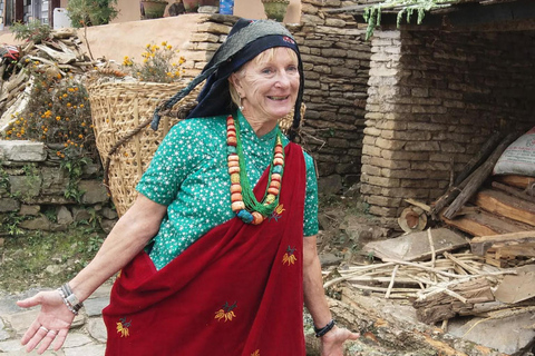 Pokhara: 2-Day Lwang Village Tour with Guide