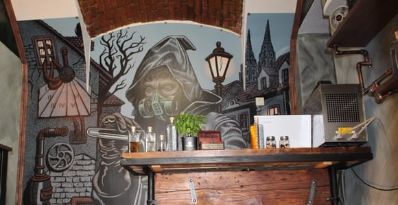 Zagreb: Craft Distillery Tour with Cheese Pairing