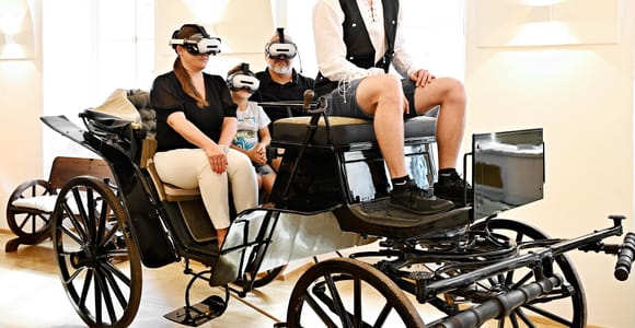 Prague: Immersive VR Journey around Prague in a Carriage