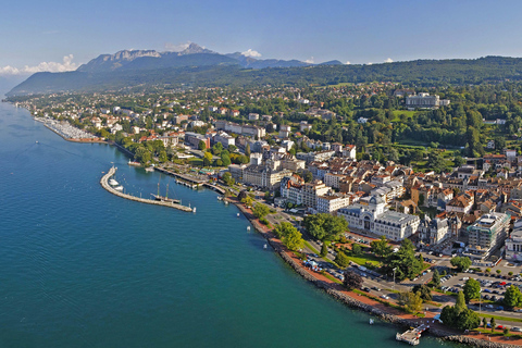 Lausana: Excursión autoguiada en barco a EvianExcursión autoguiada en barco a Evian