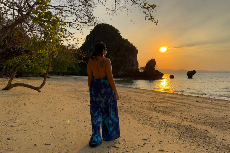 From Railay: Island Hopping Tour by Private Longtail Boat Option 2: Private Tour 4 Islands