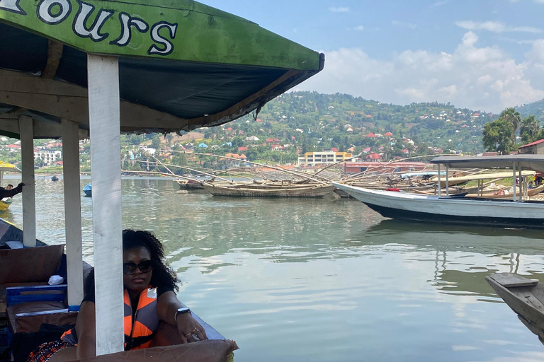 Kigali: Bigogwe, Lake Kivu & Dian Fossey Campus 2-Day Tour