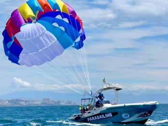Fuengirola: Mejor Parasailing de lujo en Fuengirola