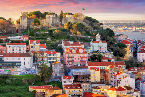 Lisbon:Private Sightseeing TukTuk Tour: Alfama, Belém & More 1.5-H Classic Tour Old Town