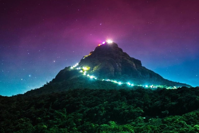 Wycieczka z Negombo na Adams PeakAdams Peak Overnight Trek przez Peak Wilderness