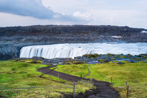Puerto de Akureyri: Excursión a Dettifoss, Goðafoss y el lago Mývatn