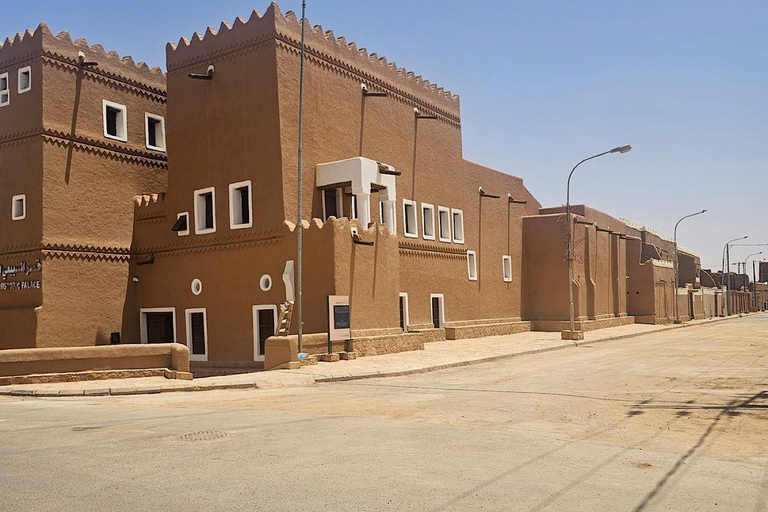 Riyadh: 2-day tour of 5 heritage villages and a safari trip