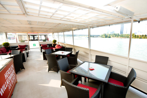 Vienna: Heurigen Cruise with Viennese Songs and Buffet