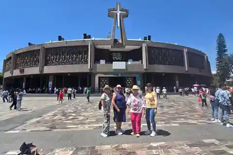 Mexico City: Basilica of Guadalupe Tour with Pickup Included (Small Groups)