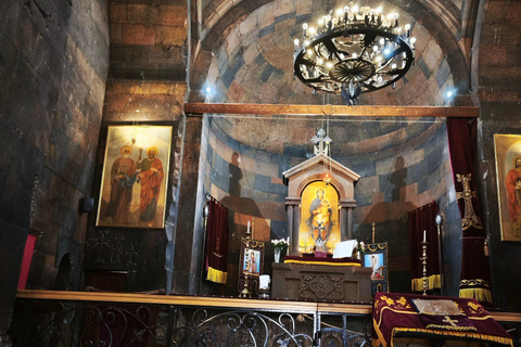 Tbilisi: Private Ride to Yerevan with Wine Tasting