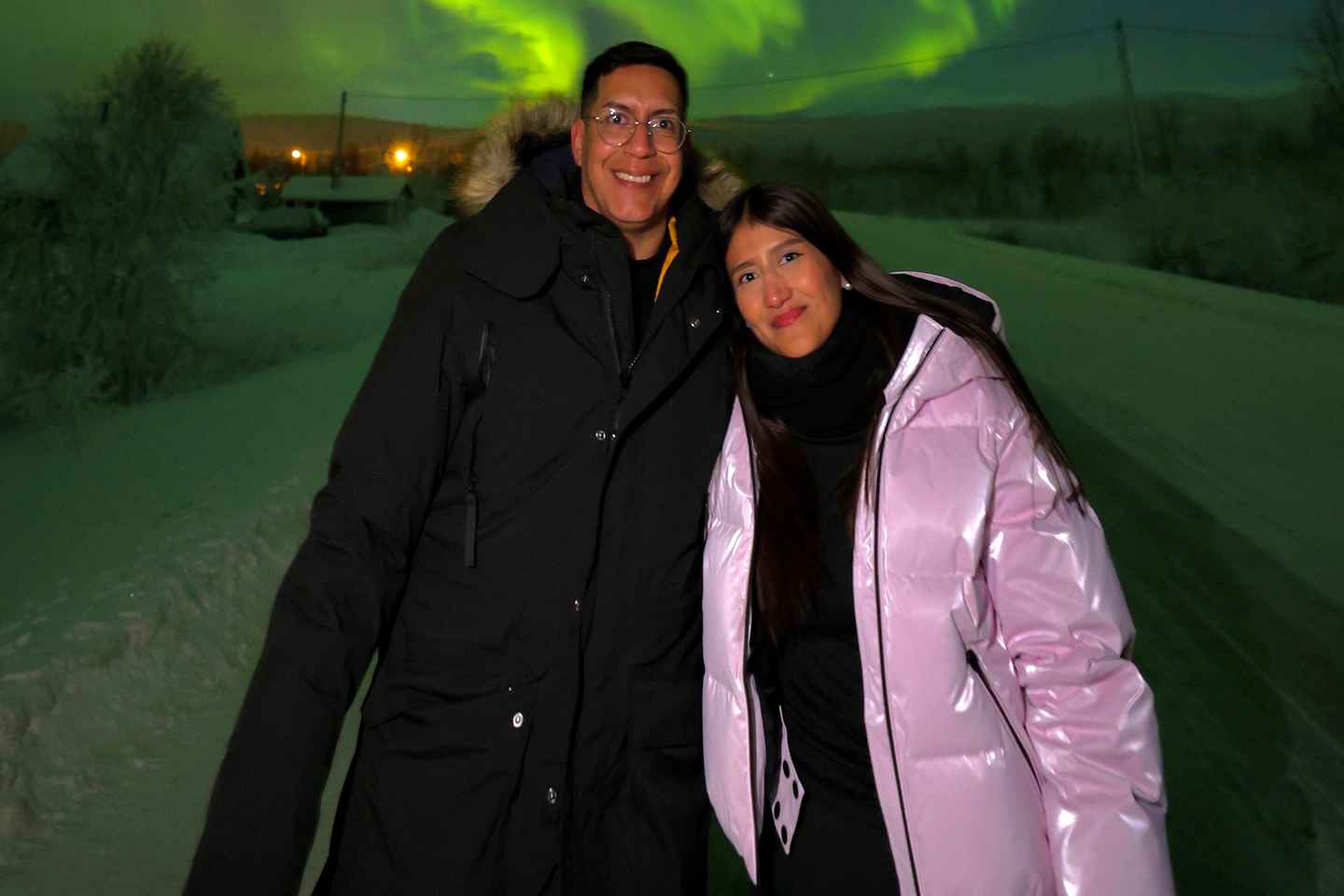 Guarantee Northern Lights Hunt by Minibus With Local Guide