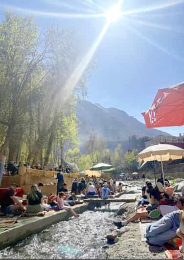 Excursion d'une journée dans la vallée de l'Ourika : Randonnée, chute d'eau, déjeuner et détente - trekking