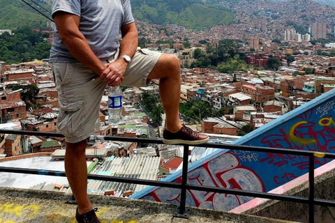 Medellín: Metro and Metro Cable Tour