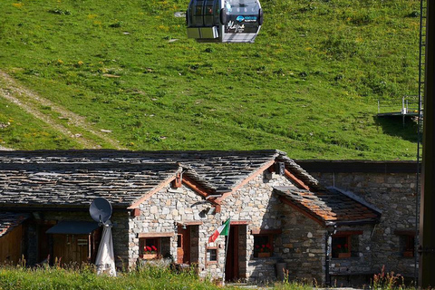 Monte Rosa: almoço típico num refúgio com vista para as montanhas