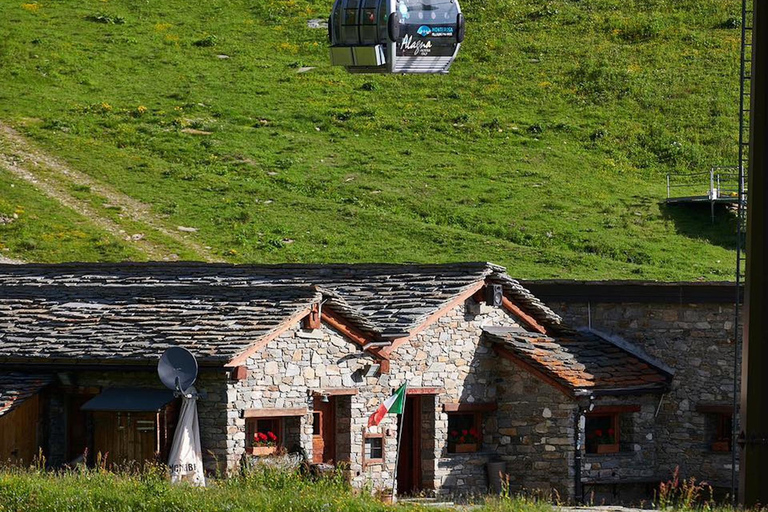Monte Rosa: almoço típico num refúgio com vista para as montanhas