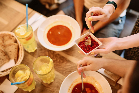 Geführte Tipsy Foodtour mit Getränken in BudapestGeführte Tipsy Food Tour mit Getränken in Budapest