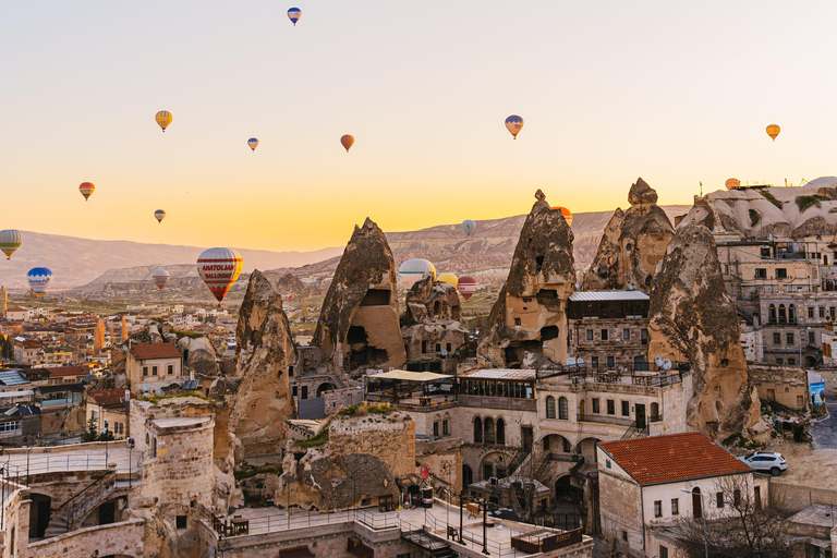 Rouge (Nord) Tour de la Cappadoce avec déjeuner et billetsVisite guidée en groupe avec guide, déjeuner et billets d&#039;entrée