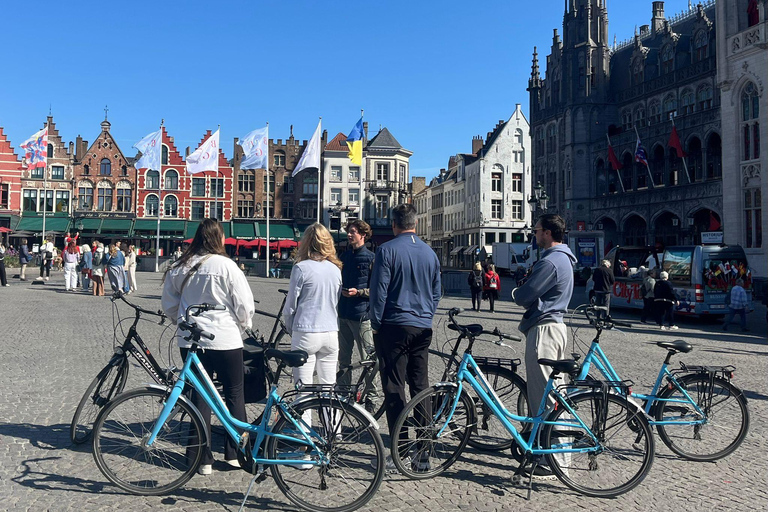 Bruges: The Original Private Bike Tour since 2002 City Highlights Bike Tour in Dutch