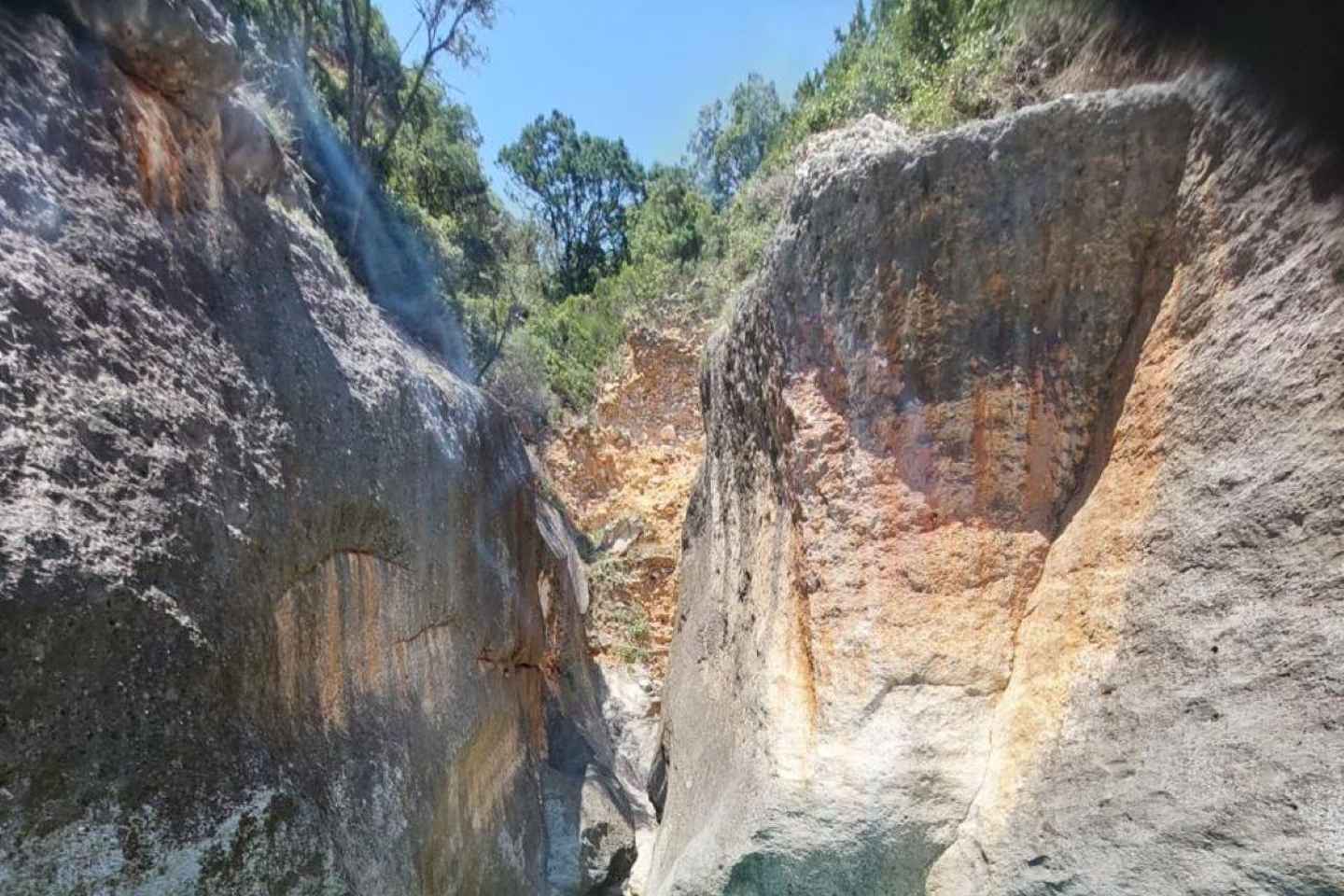 Himare: Exciting Boat Tour from Himare to Gramma Bay