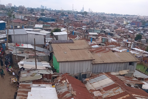 Nairobi: Kibera Slum Guided Tour with Local Guides