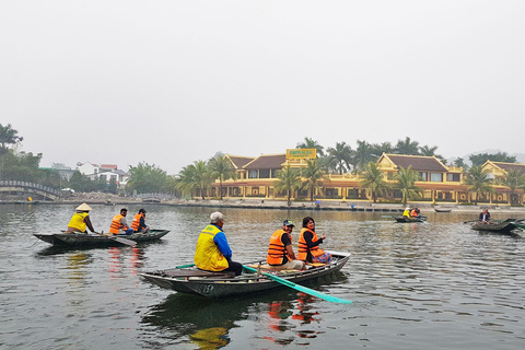 Hanoi: 2D 1N_ Ha long 1dag &amp; Ninh Binh hele dag en bungalow