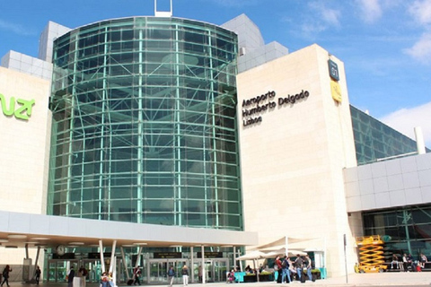 Lisbon: Airport Private Transfer to/from Lisbon city hotels Private arrival transfer to Lisbon city in Executive vehicle