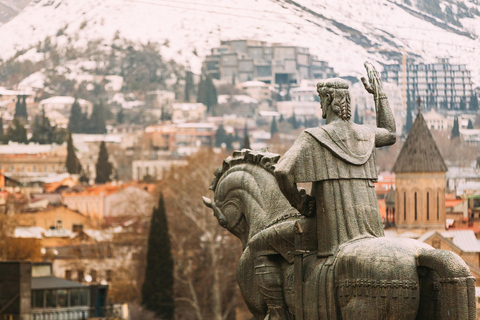 Tbilisi: Tour a piedi dei principali punti di interesse con cibo e vino