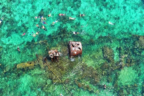 Roatan 3 Stops Snorkeling: Shipwreck, Starfish, Blue Channel