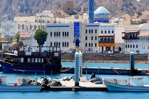 Muscat: Only Girls Private Muscat City Tour With local woman