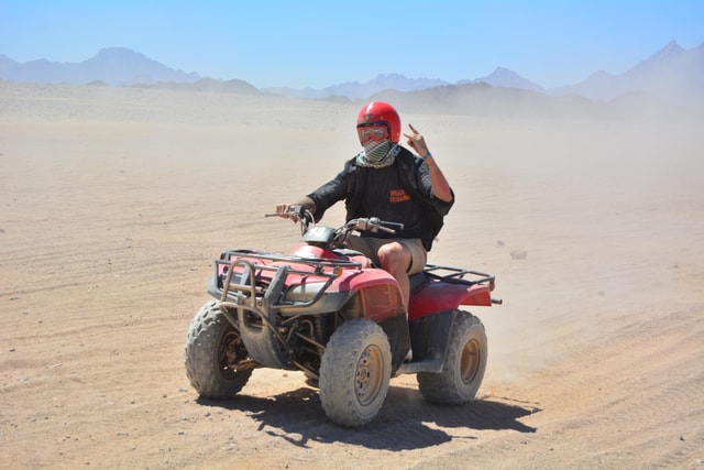 Hurghada: Express-Quad-Fahrt mit Transfer